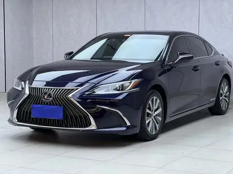 Lexus ES 2018