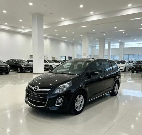 Mazda 8 2011