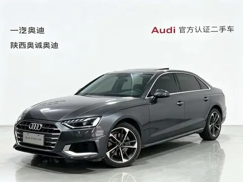 Audi A4L 2022 — фото 1