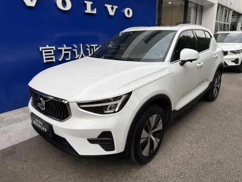Volvo XC40 2023