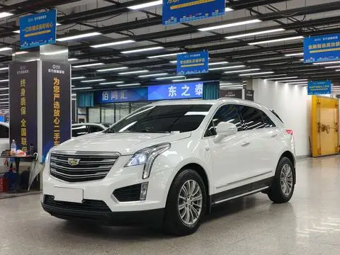 Cadillac XT5 2018 — фото 1