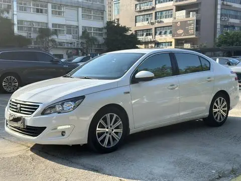 Peugeot 408 2015