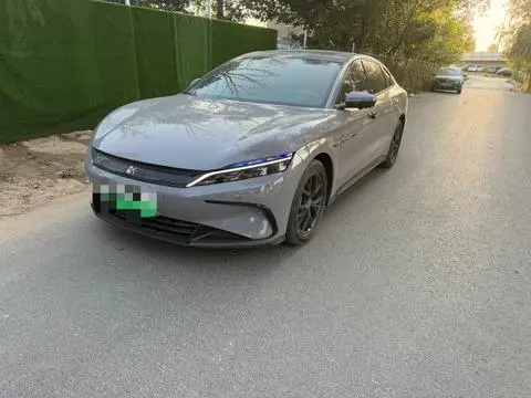 BYD Han DM 2025