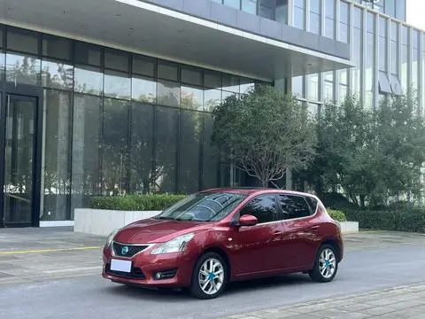 Nissan 骐达TIIDA 2011