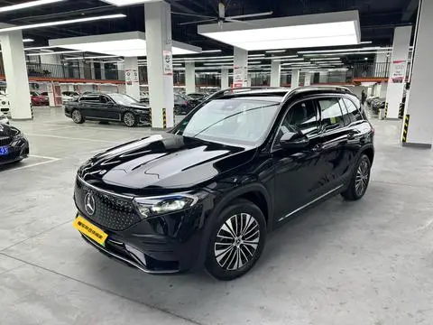 Mercedes-Benz EQB 2025
