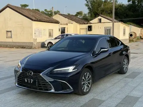 Lexus ES 2025 — фото 1