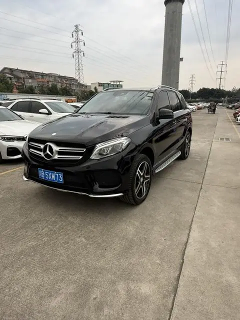 Mercedes-Benz GLE 2015