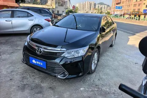 Toyota Camry 2015