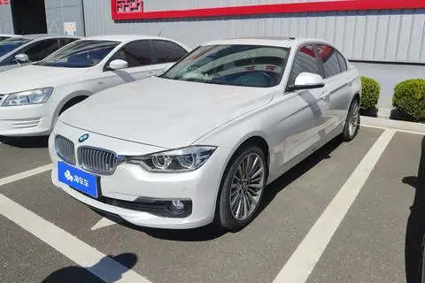 BMW 3 Series 2018 — фото 1
