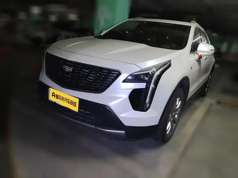 Cadillac XT4 2020 — фото 1