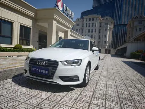 Audi A3 2016 — фото 1