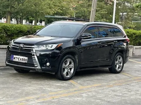 Toyota Highlander 2021