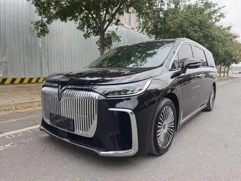 Voyah 梦想家 PHEV 2025
