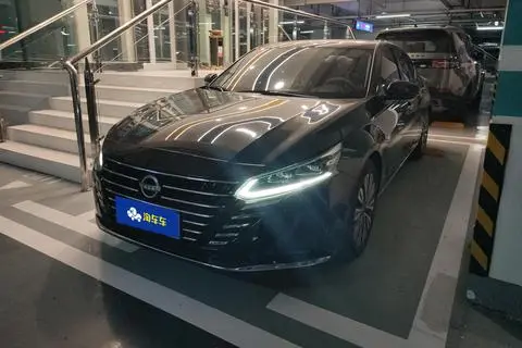 Nissan Teana 2022