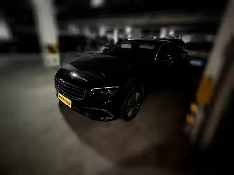 Mercedes-Benz E-Class 2022