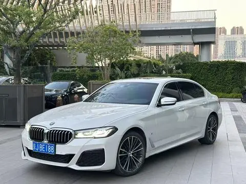 BMW 5 Series 2021