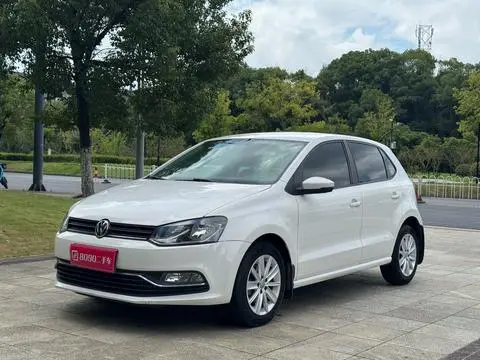 Volkswagen Polo 2014 — фото 1