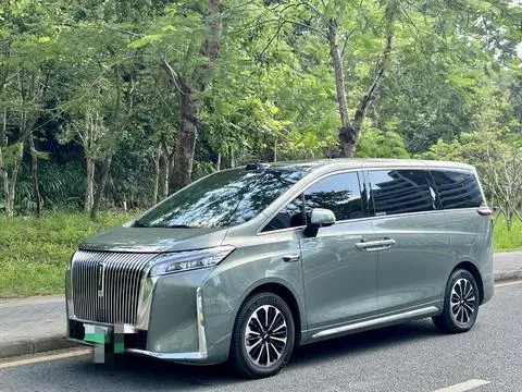 Wey 高山 PHEV 2025