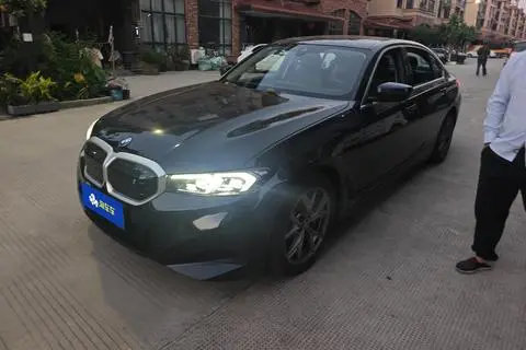 BMW i3 2023