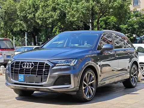 Audi Q7 2021