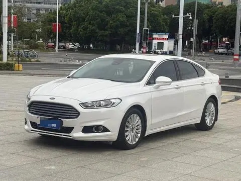 Ford 蒙迪欧 2013