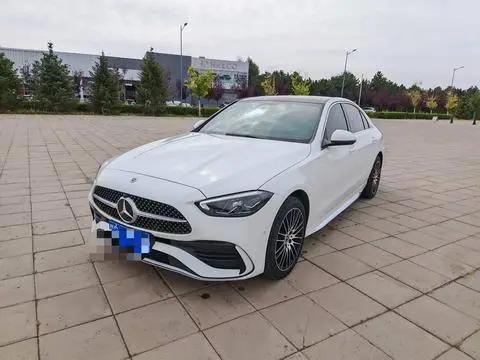 Mercedes-Benz C-Class 2025 — фото 1