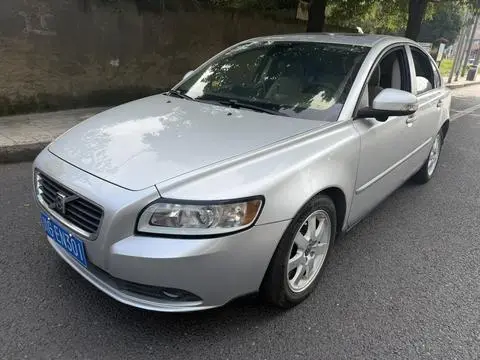Volvo S40 2011