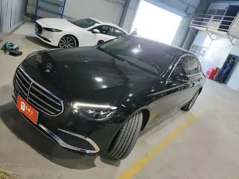 Mercedes-Benz E-Class 2022