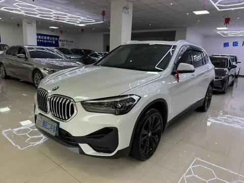 BMW X1 2020 — фото 1