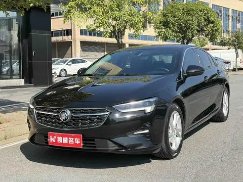 Buick Regal 2023 — фото 1
