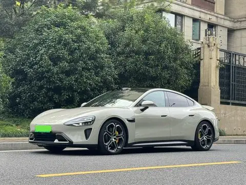Xiaomi 小米SU7 2024
