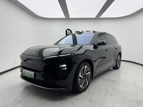 NIO ES8 2023