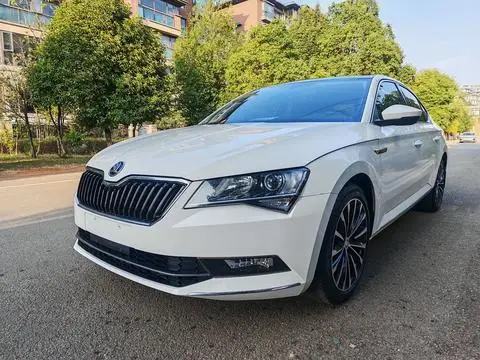 Skoda Superb 2019