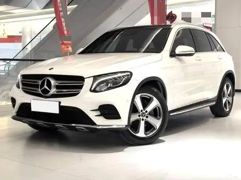 Mercedes-Benz GLC 2017 — фото 1