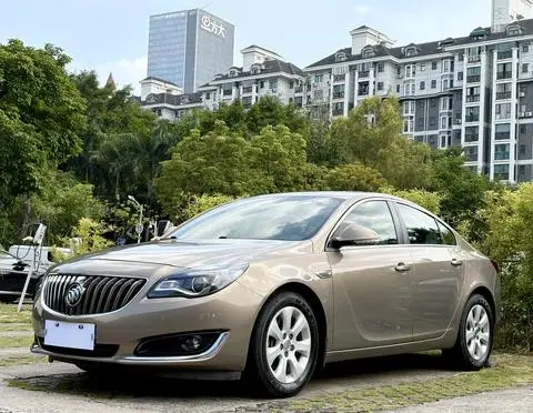 Buick Regal 2015 — фото 1