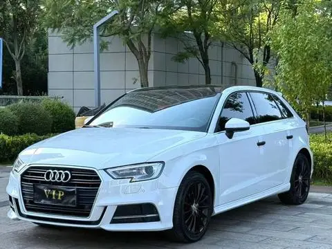 Audi A3 2017 — фото 1