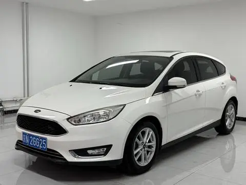 Ford Focus 2017 — фото 1