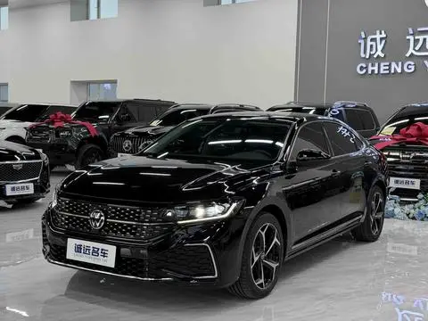 Volkswagen Passat 2024