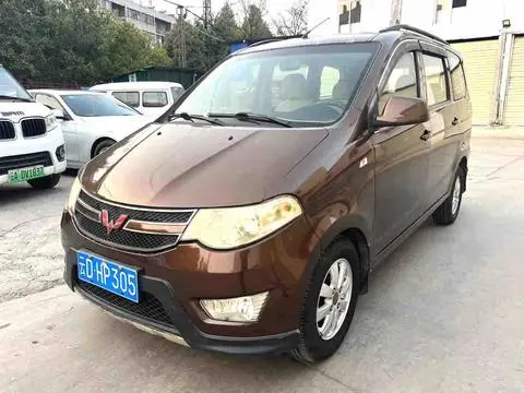 Wuling Hongguang 2016 — фото 1