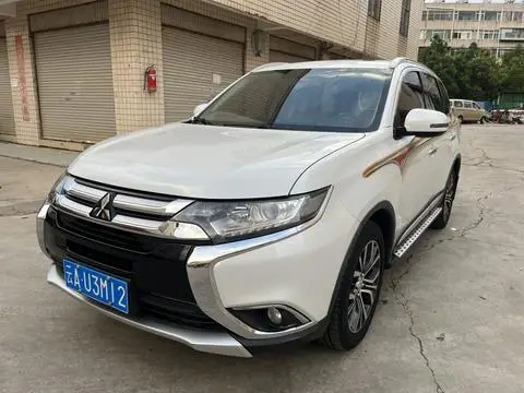 Mitsubishi 欧蓝德 2018
