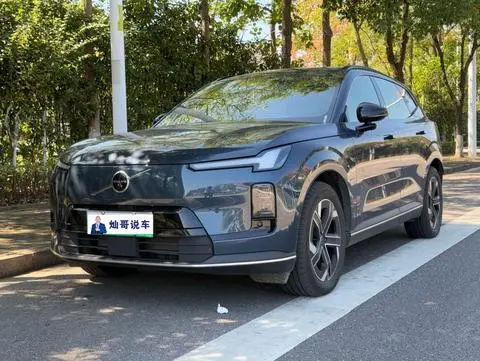 Volvo XC70 2026