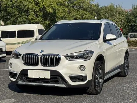 BMW X1 2019 — фото 1