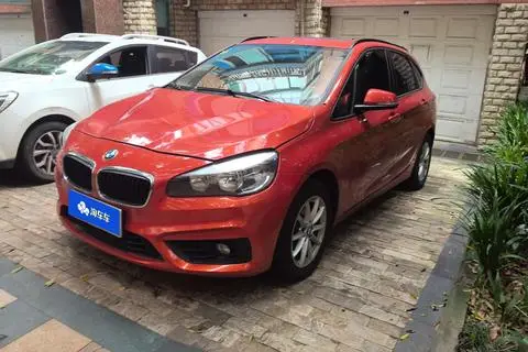 BMW 2 Series 旅行车 2016