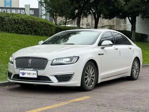 Lincoln MKZ 2020