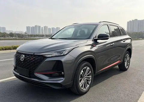 Changan CS75 PLUS 2021 — фото 1