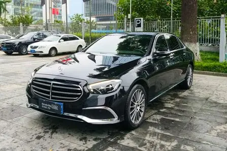Mercedes-Benz E-Class 2022 — фото 1