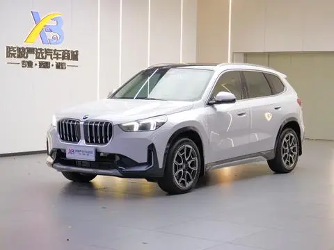 BMW X1 2023 — фото 1