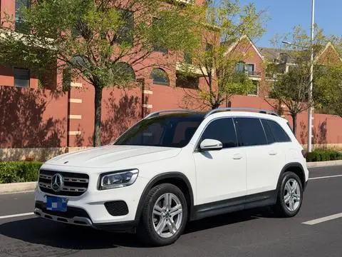 Mercedes-Benz GLB 2021