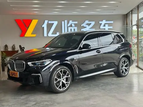 BMW X5 2022 — фото 1