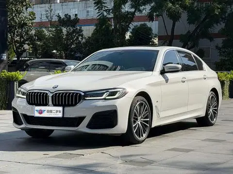 BMW 5 Series 2023 — фото 1